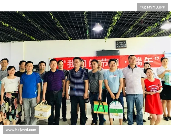 网球比赛主持人如何用专业解说提升赛事观众体验与赛事氛围营造 网球比赛主持人如何用专业解说提升赛事观众体验与赛事氛围营造